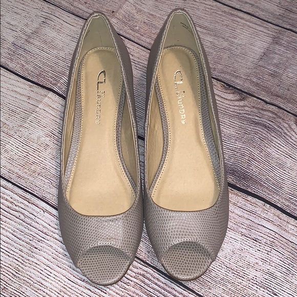 Chinese Laundry Shoes - NWOT Chinese Laundry Wedge Peep Toe Heels